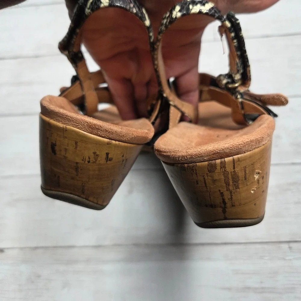 Vionic Tess Ray Wedge Sandals Strappy Snakeskin Black Tan Womens 8.5 Multi-Strap
